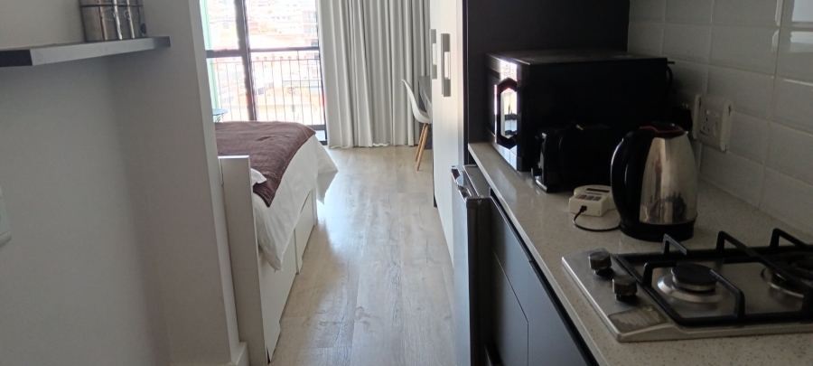 1 Bedroom Property for Sale in Woodstock Western Cape